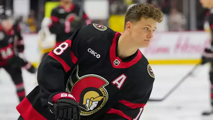 Tim Stützle in Aktion für Ottawa Senators